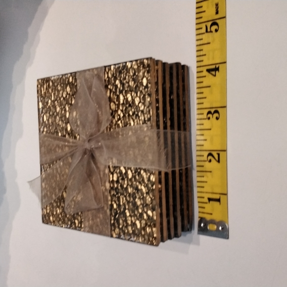 NWOT Goldtone coasters - Picture 6 of 6